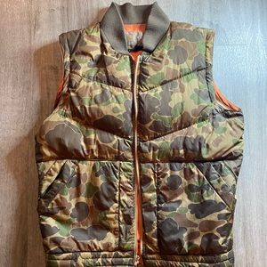 MENS Brown camo fishing vest